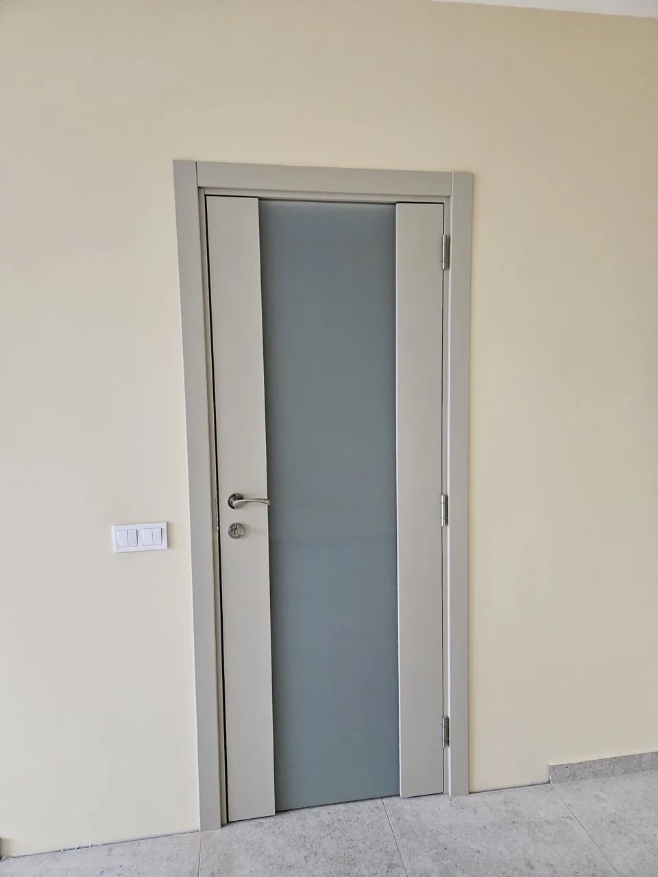 Остъклени врати — 5